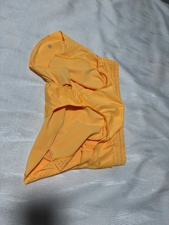 Athleta Women's Yellow Active Shorts - Lightweight Summer Running Shorts size M - Picture 9 of 13